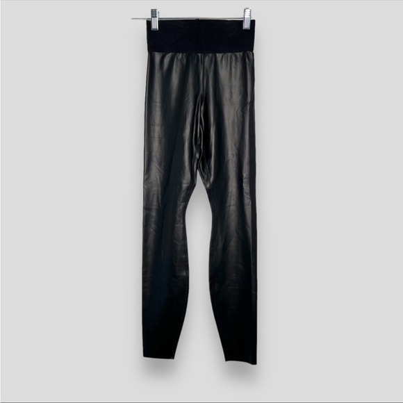 NWT Good American RUBBERIZED ICON
LEGGING Faux Leather High Rise - Picture 5 of 6